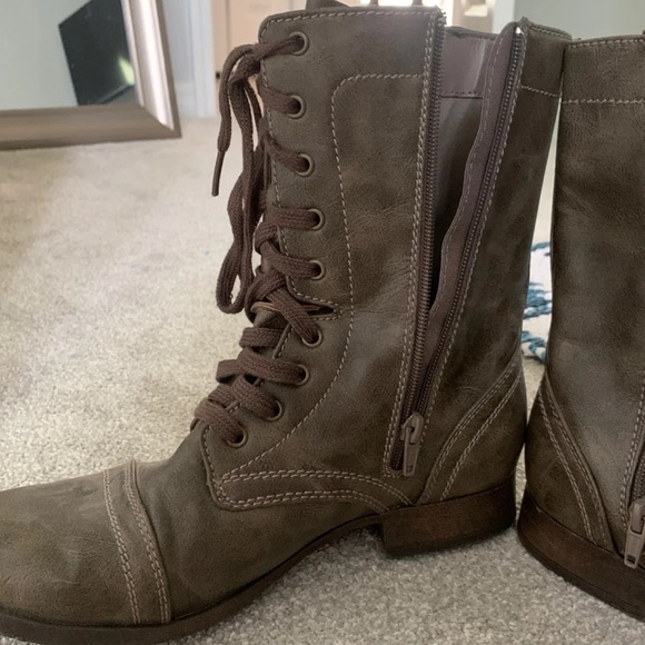 Grey Combat Boots - Picture 2 of 4